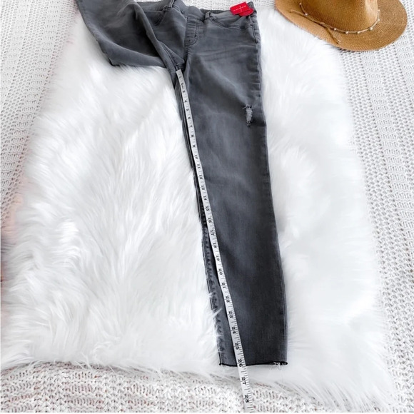 Spanx Distressed Ankle Skinny Jeans Vintage Gray High Rise Waisted NEW Small - Picture 13 of 15